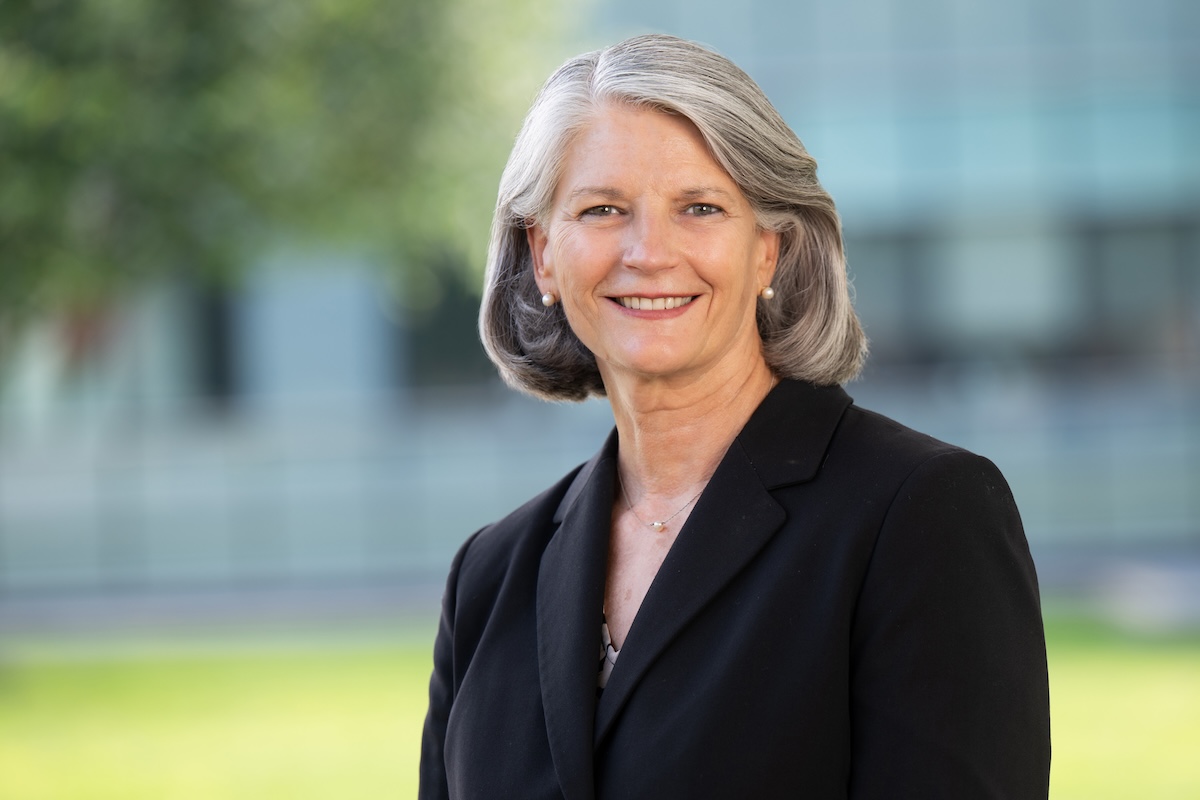 Dr. Sandra Bulmer