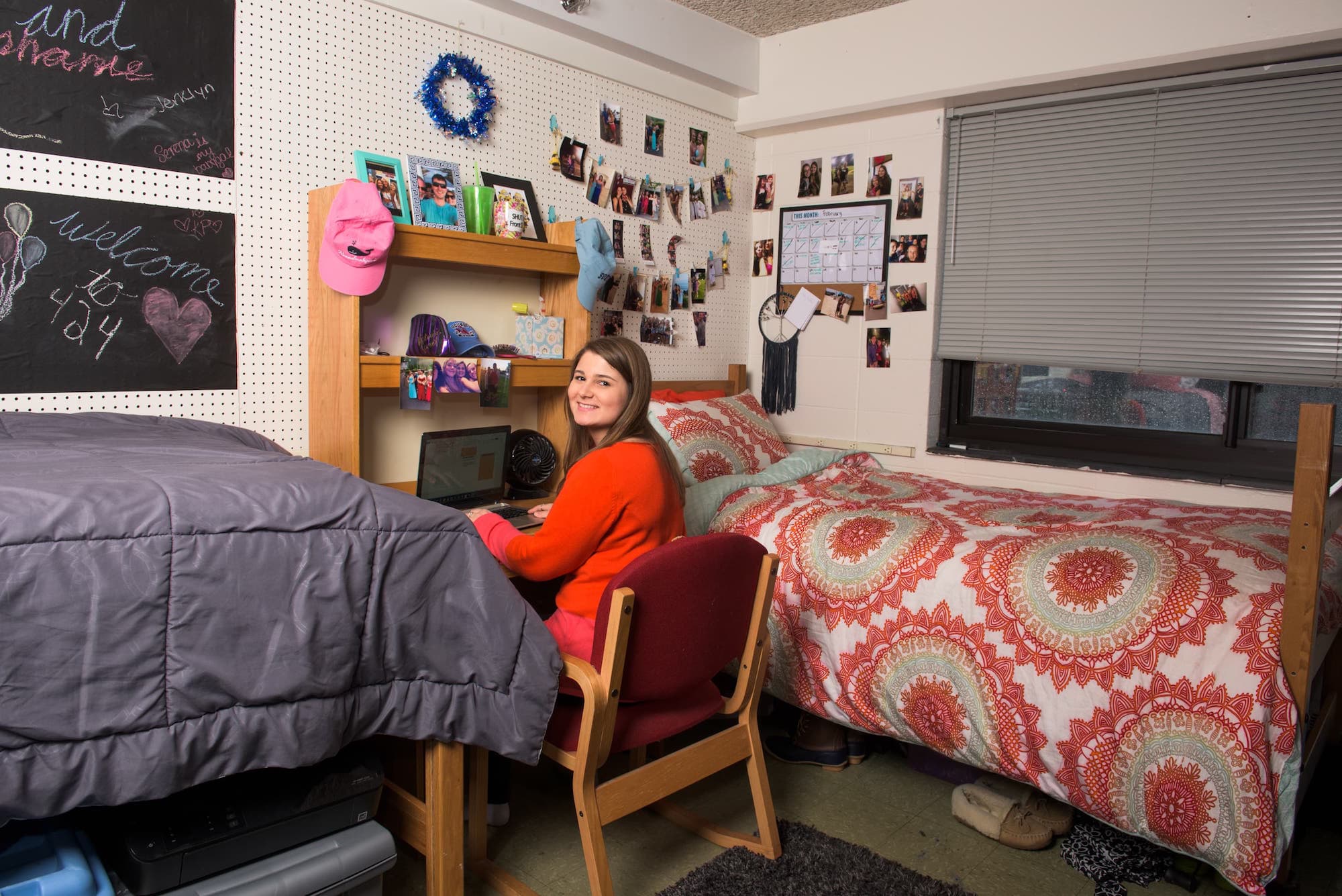 Room in Neff Hall