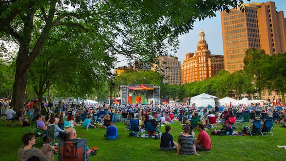 Music festival at the New Haven Green