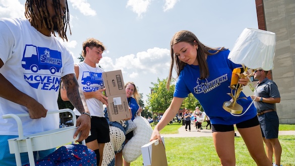 Students moving into their residence halls