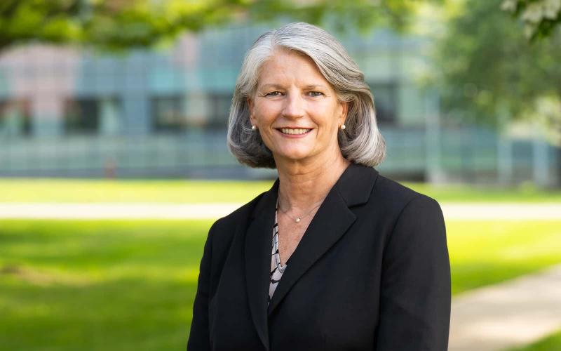 Dr. Sandra Bulmer