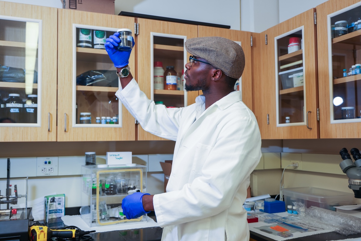 Student chemist